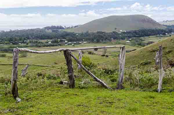 233 - Chile - isla de Rapa Nui o Pascua - paisaje